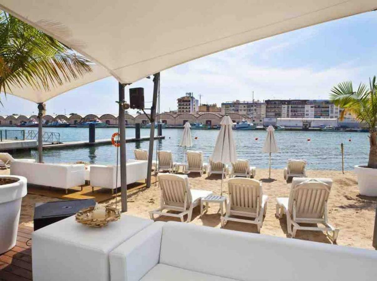 Apartamento Deluxe A 50M De Playa - Aire Wifi ガンディア エクステリア 写真