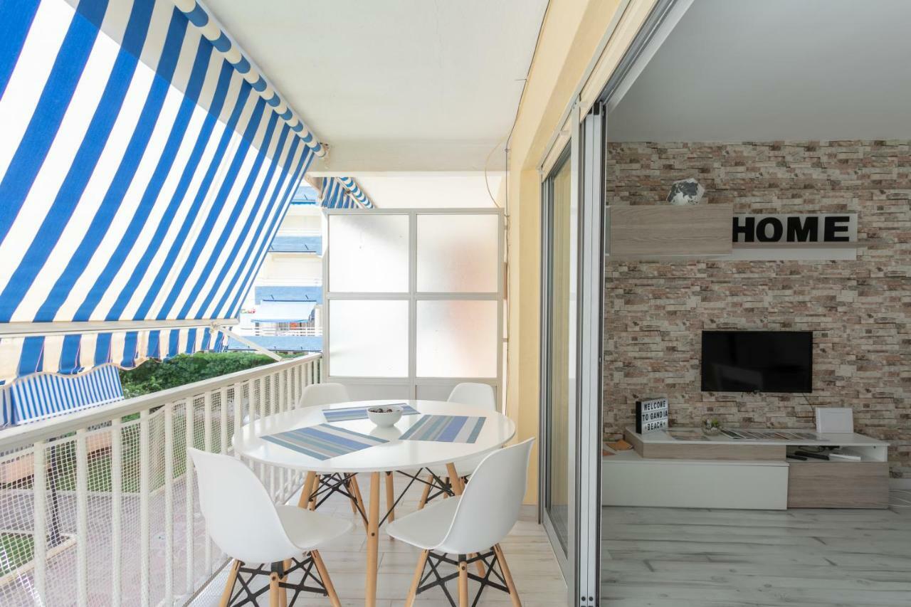 Apartamento Deluxe A 50M De Playa - Aire Wifi ガンディア エクステリア 写真